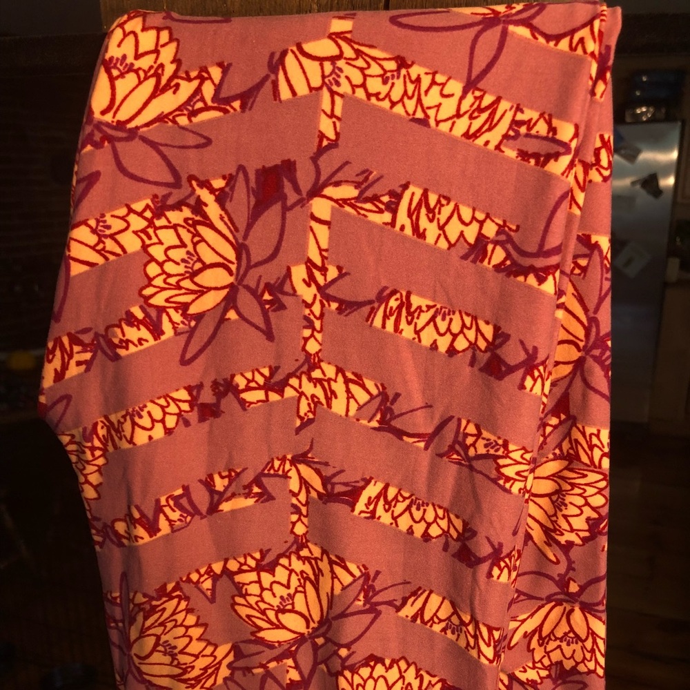 OS LulaRoe Leggings